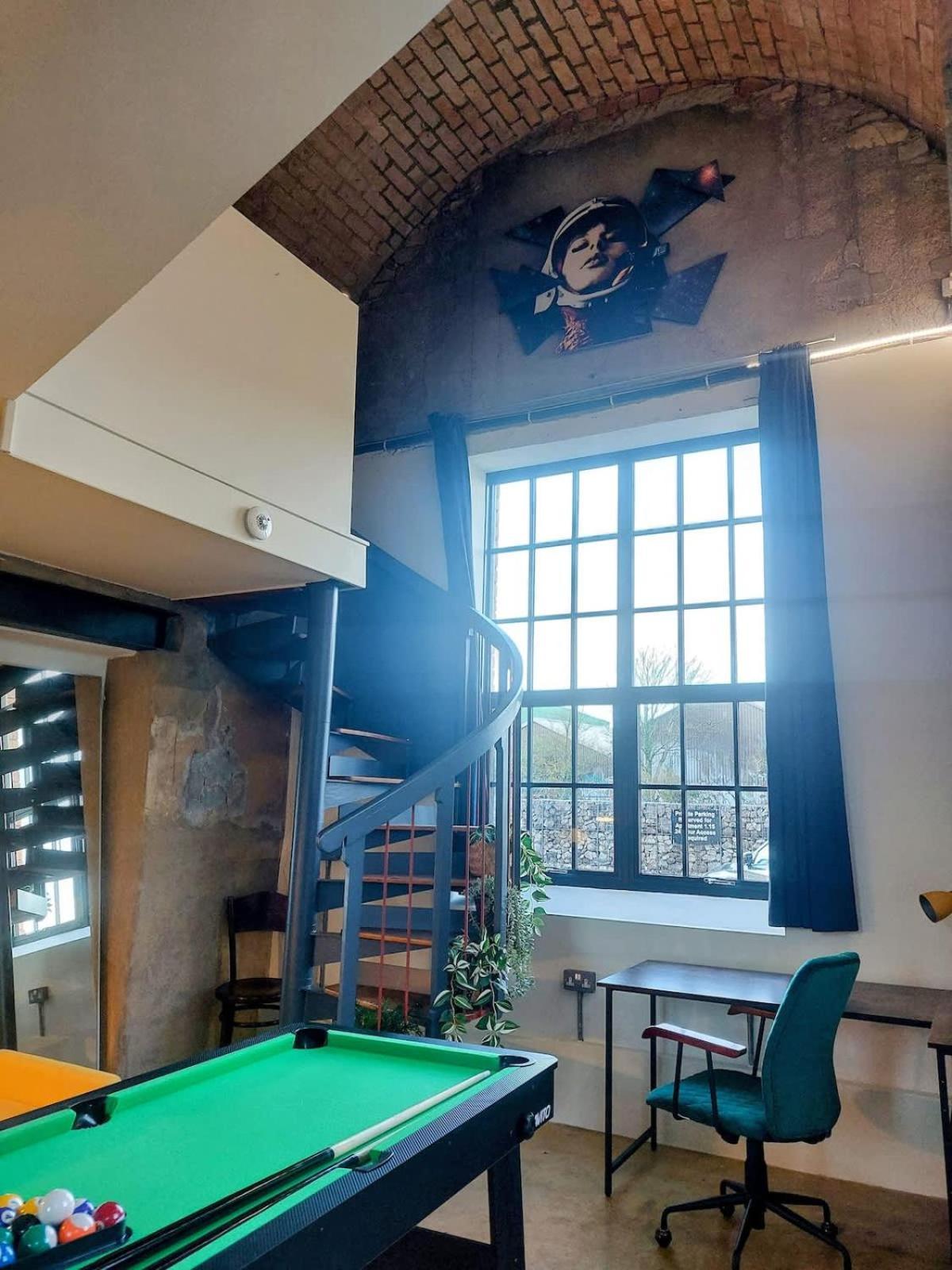 Converted Factory Loft Apartment Bristol Exterior photo